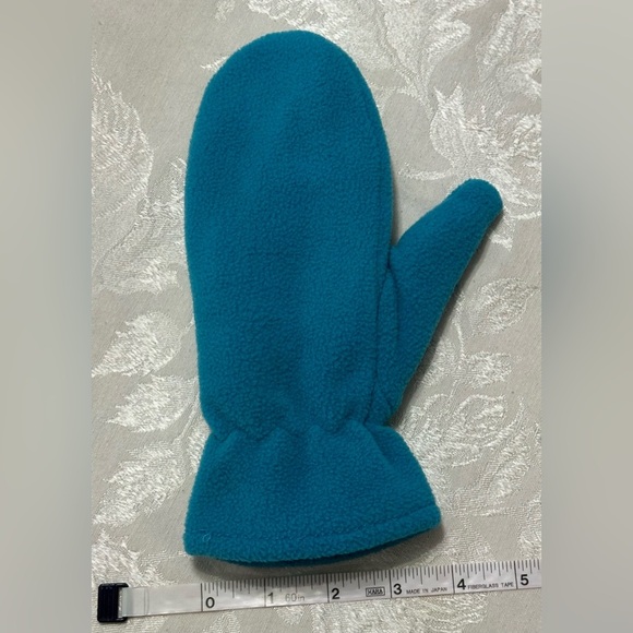 đKids Cozy Fleece Mittensđ - Picture 5 of 7